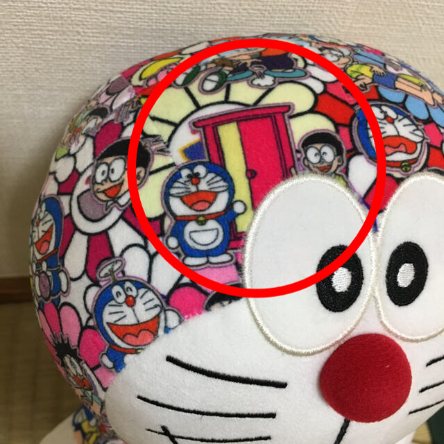 UNIQLO - UNIQLO ユニクロ 限定 ドラえもんぬいぐるみ レア柄 村上隆の