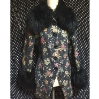 Vivienne Westwood（毛皮/ファーコート）のフリマアイテム一覧