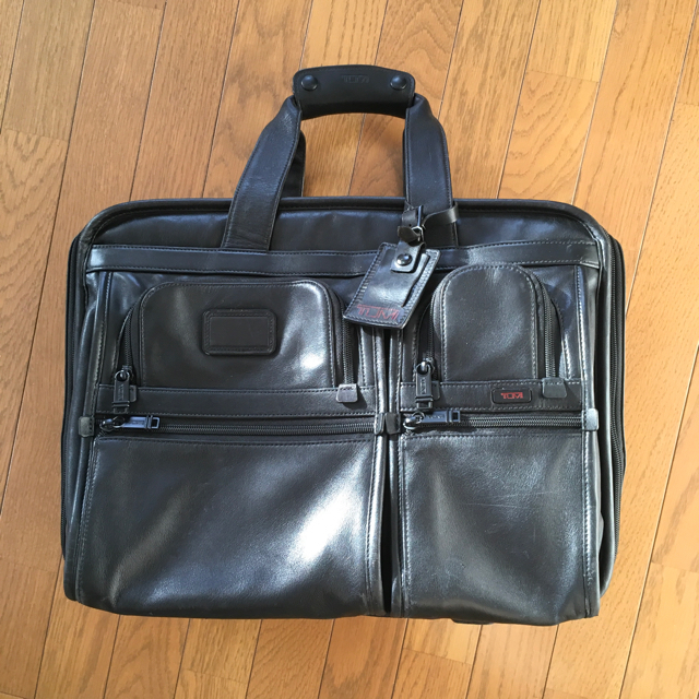 TUMI レザー キャリーバック