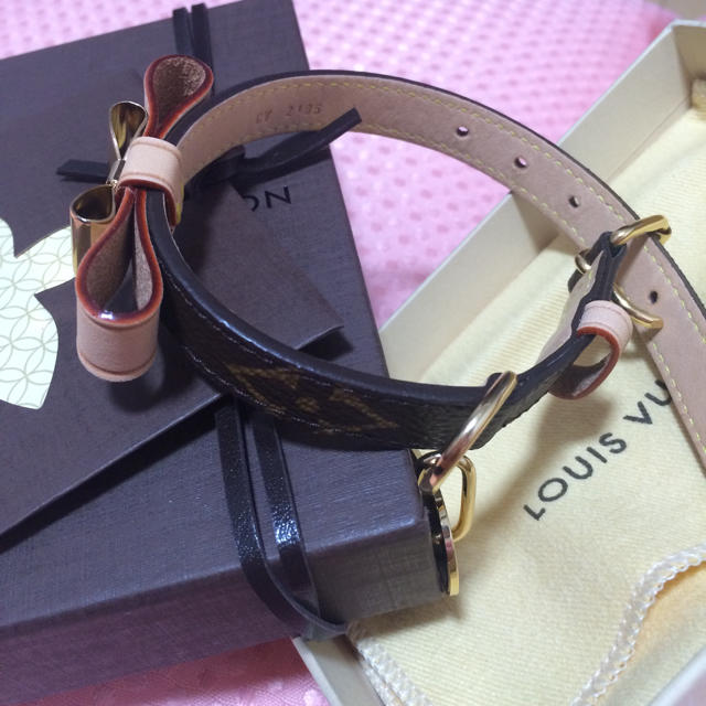 LOUIS VUITTON - ルイヴィトン 首輪の通販 by ♡なぁたんshop♡｜ルイ