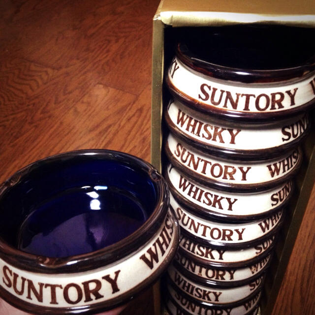 サントリー - 希少＊30年ものSUNTORY灰皿の通販 by masachan39