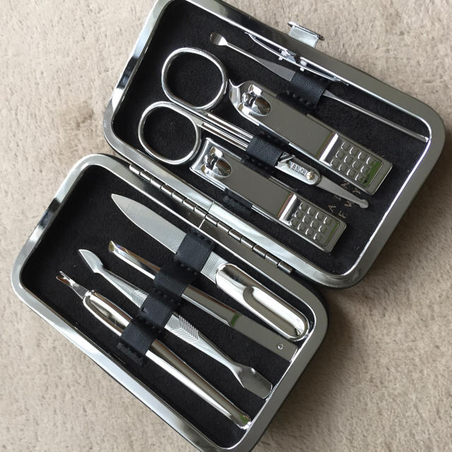 BARNEYS NEW YORK - 新品未使用 箱付き バーニーズニューヨーク