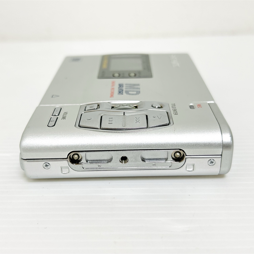 希少動作品 SONY MDウォークマン MZ-R50 シルバー WALKMAN