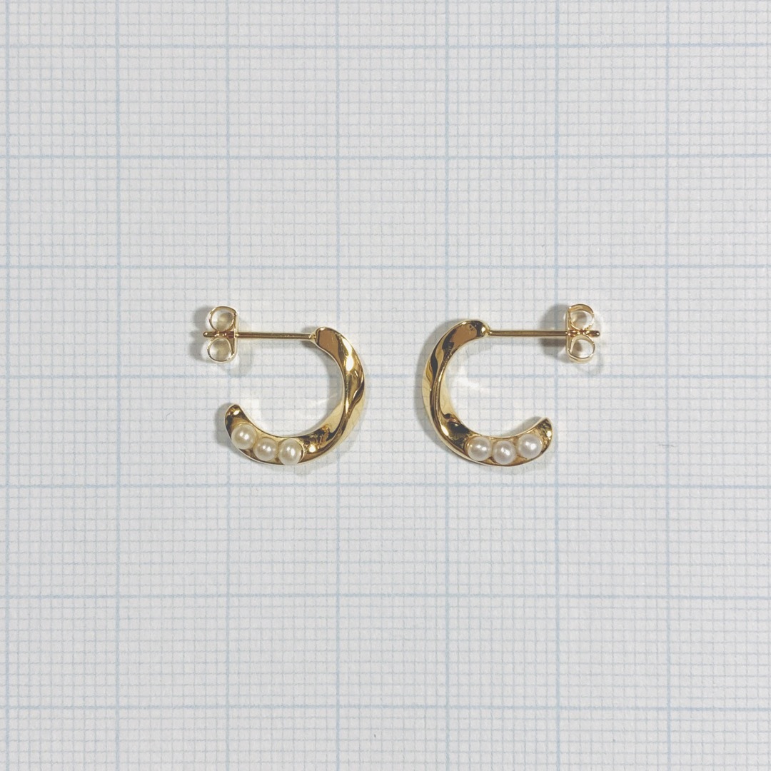 ete パール ツイスト フープピアス