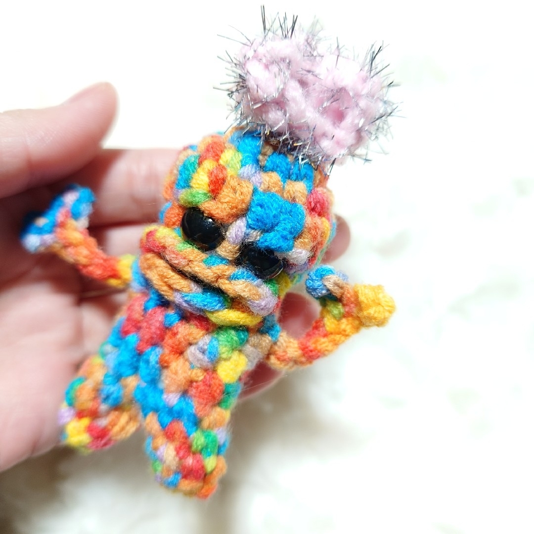 平和 マンドラゴラのあみぐるみ