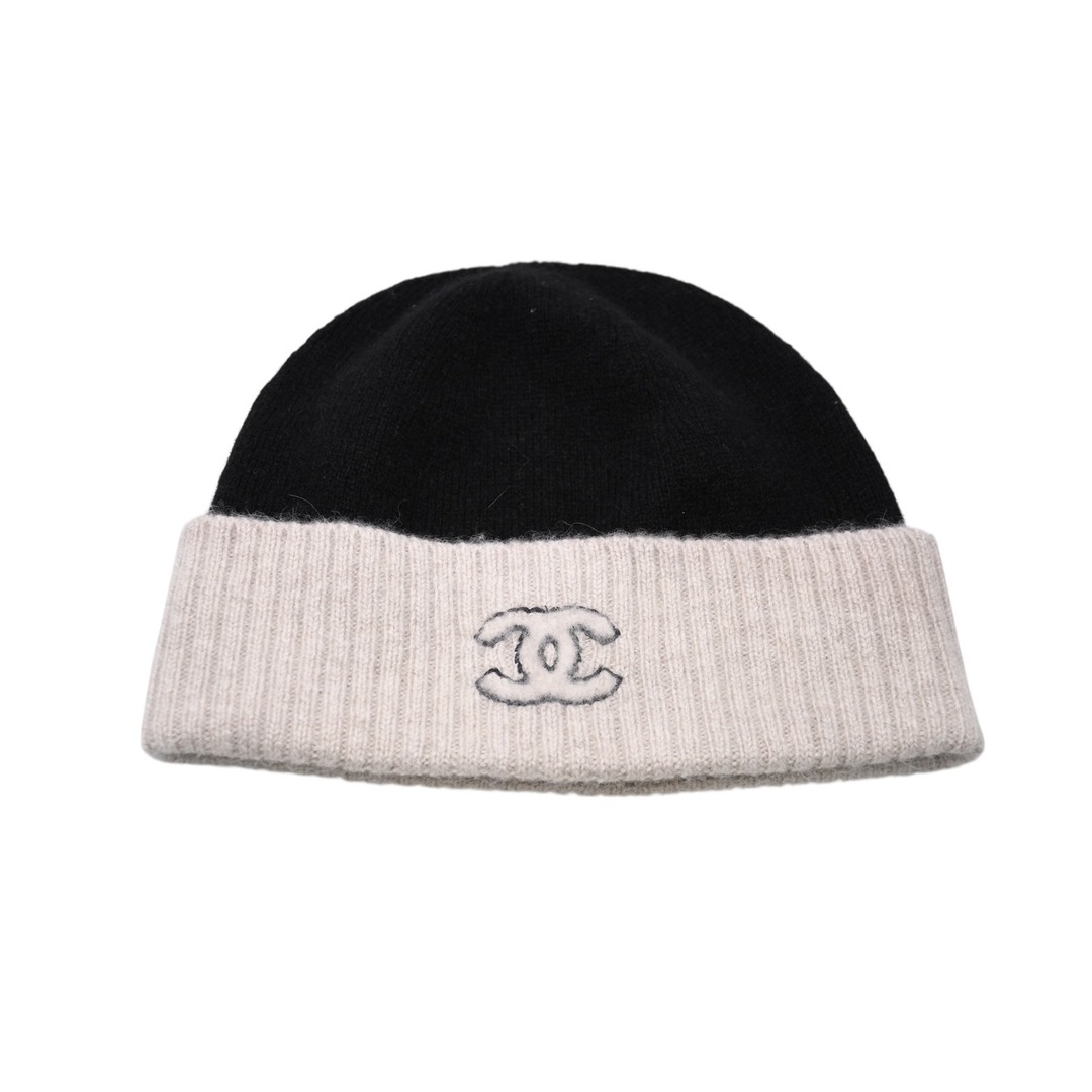 CHANEL - 極美品 CHANEL シャネル ビーニー ニット帽 A62COEHL