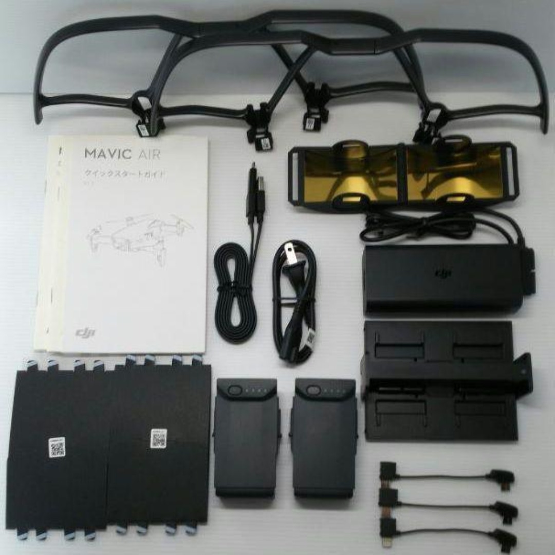 ドローン DJI MAVIC AIR (白）フルセットケース付きの通販 by MM Bear