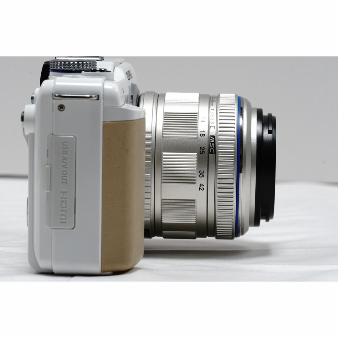 OLYMPUS - 新品級✨ オリンパス OLYMPUS PL1s ミラーレスカメラ スマホ