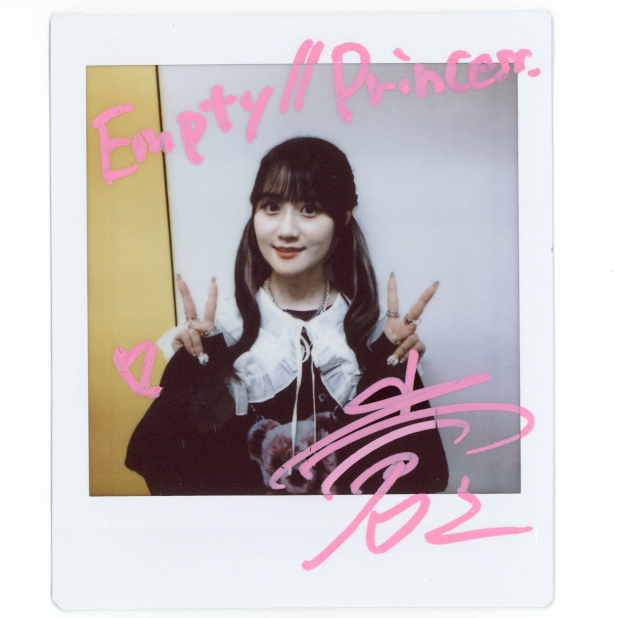 WEi ウィアイ ジュンソ ヨントン ポラロイド チェキ サイン WEi