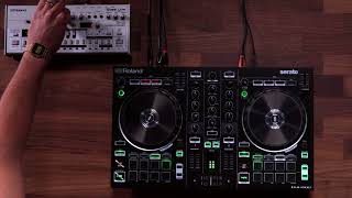 Roland DJ-202 DJ Controller with Bag & Headphones Package | IDJNOW