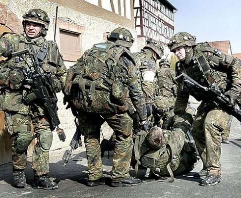 ミリタリーサープラス キャンプ・ビッキー:ドイツ連邦軍フレクター迷彩