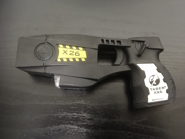 レプリカ】x26 taser テーザーガン