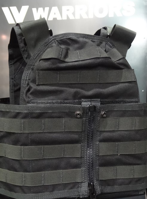 WARRIORS-blog.:WARRIORS-2029「PARACLETE製CVC-SG、HPC-BK 入荷」