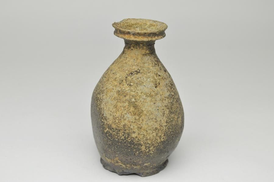 須恵器新羅土器薬壺花器徳利茶碗弥生