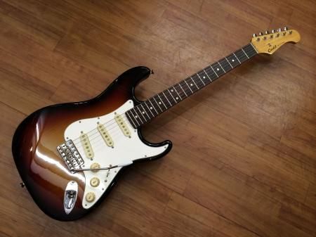 中古品 Cool Z ZST-M1R 3TS ミディアムスケール - 奈良市のギター