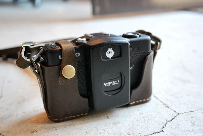 LOMO LC-A＋ホルダー（レザーストラップセット） - ROBERU