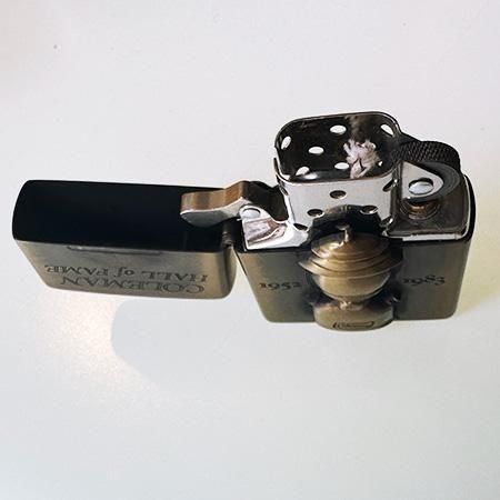 Coleman コールマン 200A zippo ライターです。