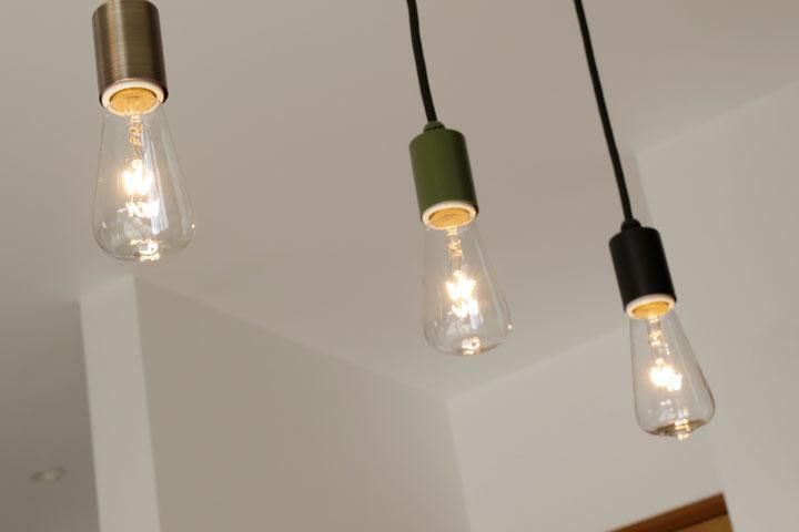 ダクトレール専用 ペンダントライト ブラック Crow｜デザイン照明のCROIX