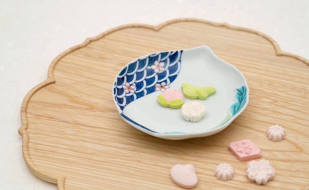 89 セール 皿 錦 色絵 桃伊万里 九谷 鍋島 中国 南京 89 セール 皿 錦 色絵