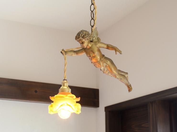 1920年代 アンティーク天使(エンジェル)ペンダントランプ