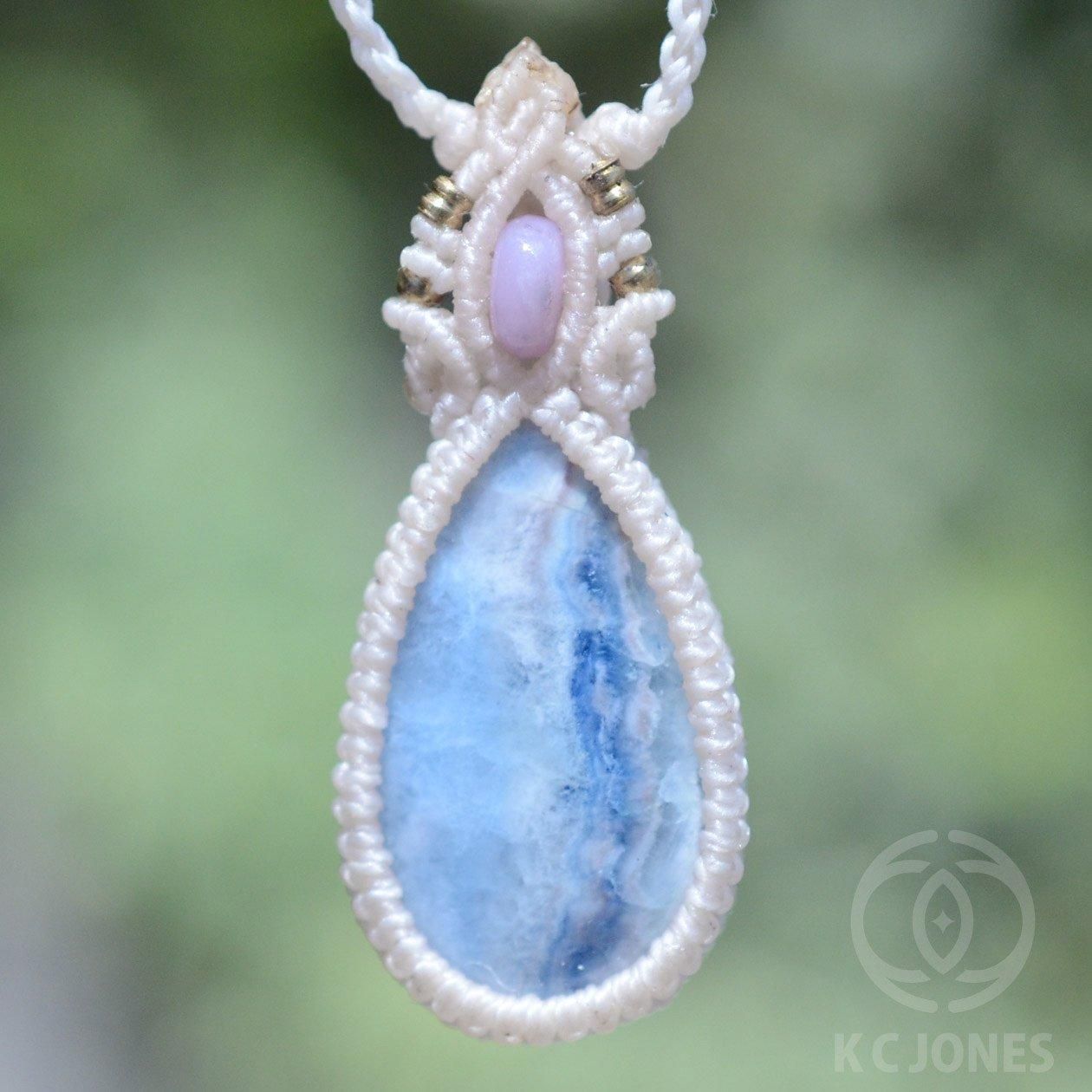 ブルーシェーライト マクラメ編みペンダント