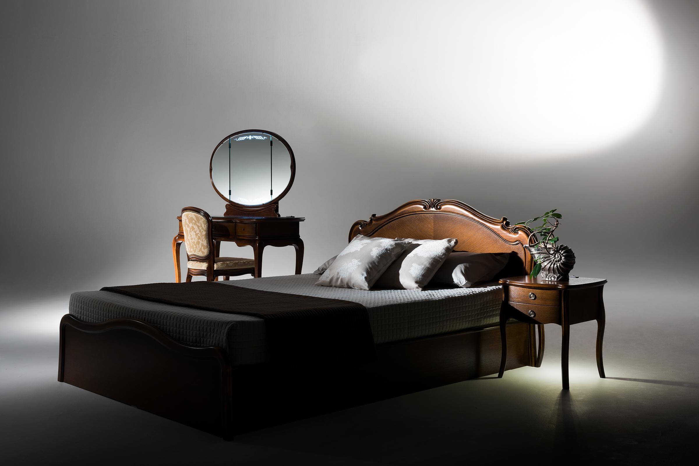 美品】カンティーニュ ナイトテーブル（フットライト付き） 楽天市場