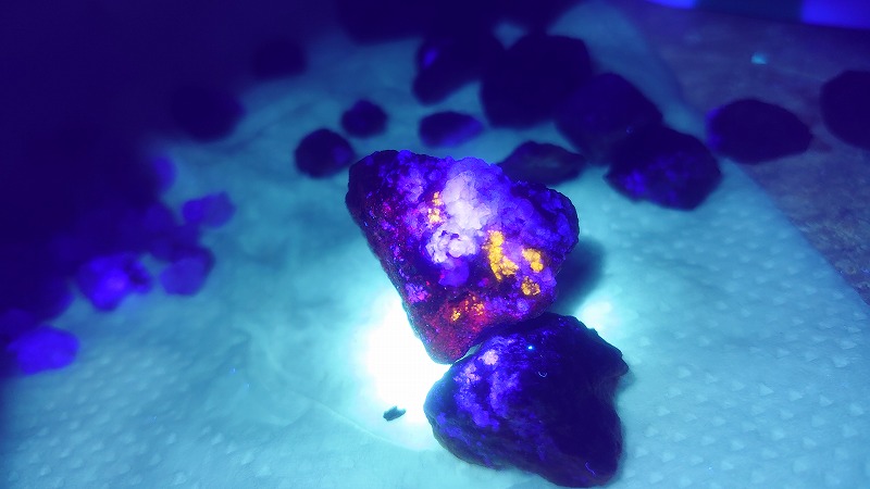 高取鉱山探索と水晶・蛍石採集 | スロイスの石を探すぞ！