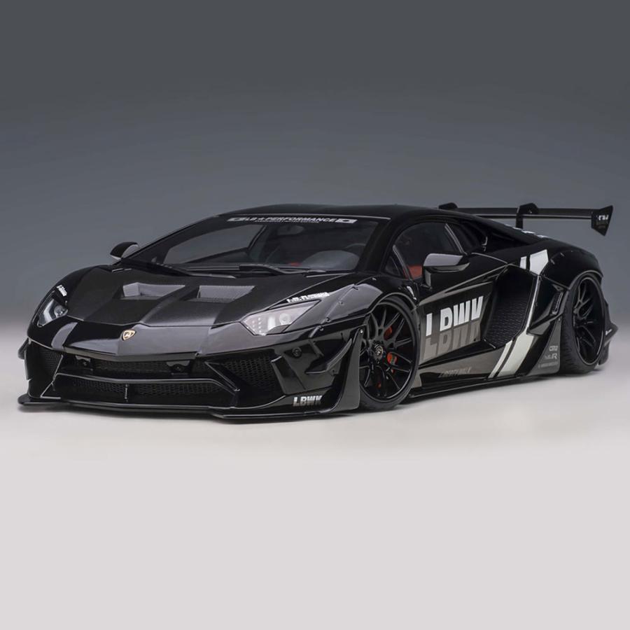 Lamborghini（ランボルギーニ） ミニカー 1/18 アヴェンタドール