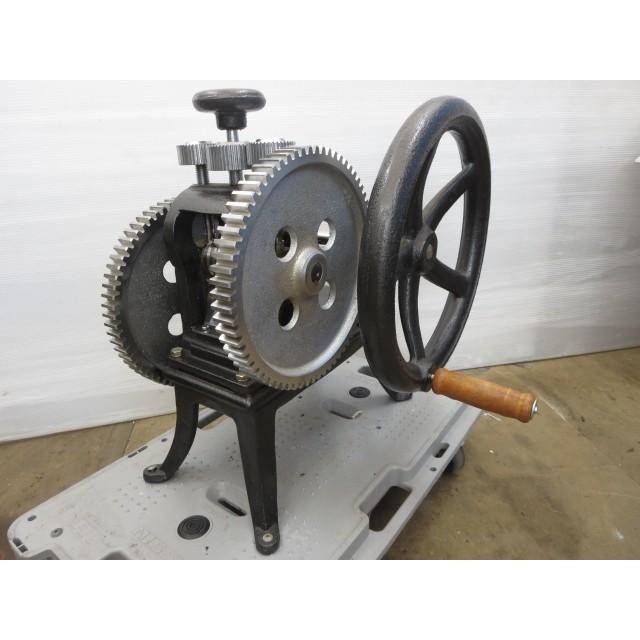 ▽使用少/ヨシダ 彫金圧延ローラー φ53×80L 溝付 大径ハンドル 法人