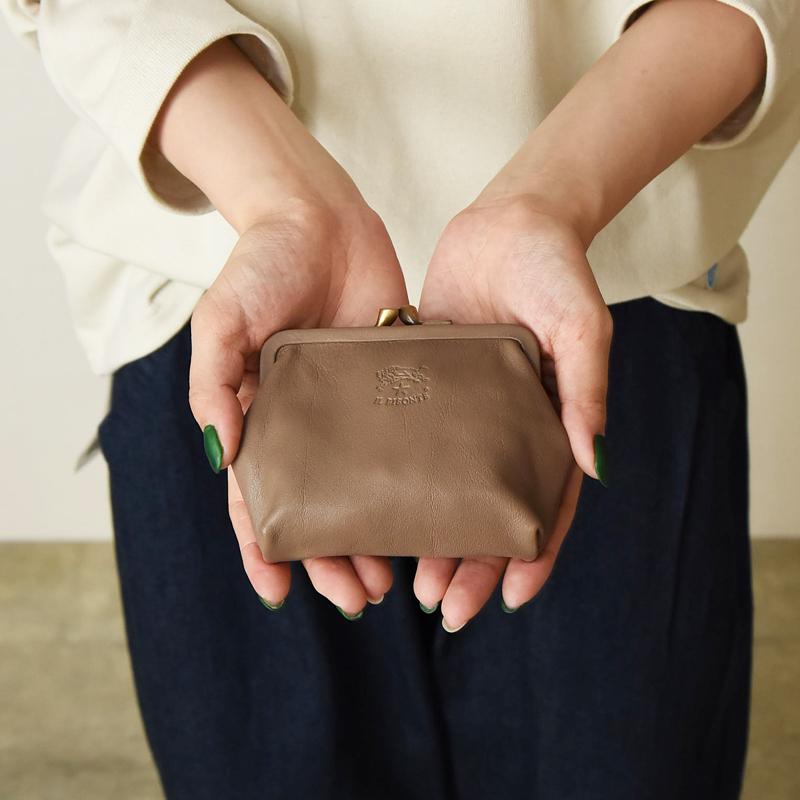 IL BISONTE（イルビゾンテ） 国内正規取扱店 財布 レザー がま口コイン