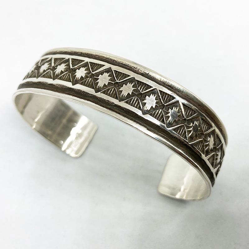 インディアンジュエリー スタンプ バングル 24 シルバー925 ADRIAN