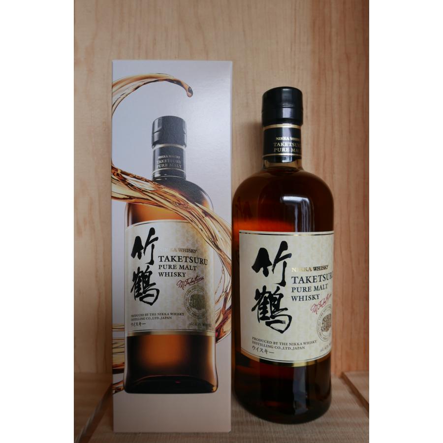 化粧箱あり 竹鶴 ピュアモルト 700ml『同一世帯様/一品種/1本まで/一