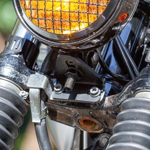 sr400 ヘッドライトステーつき