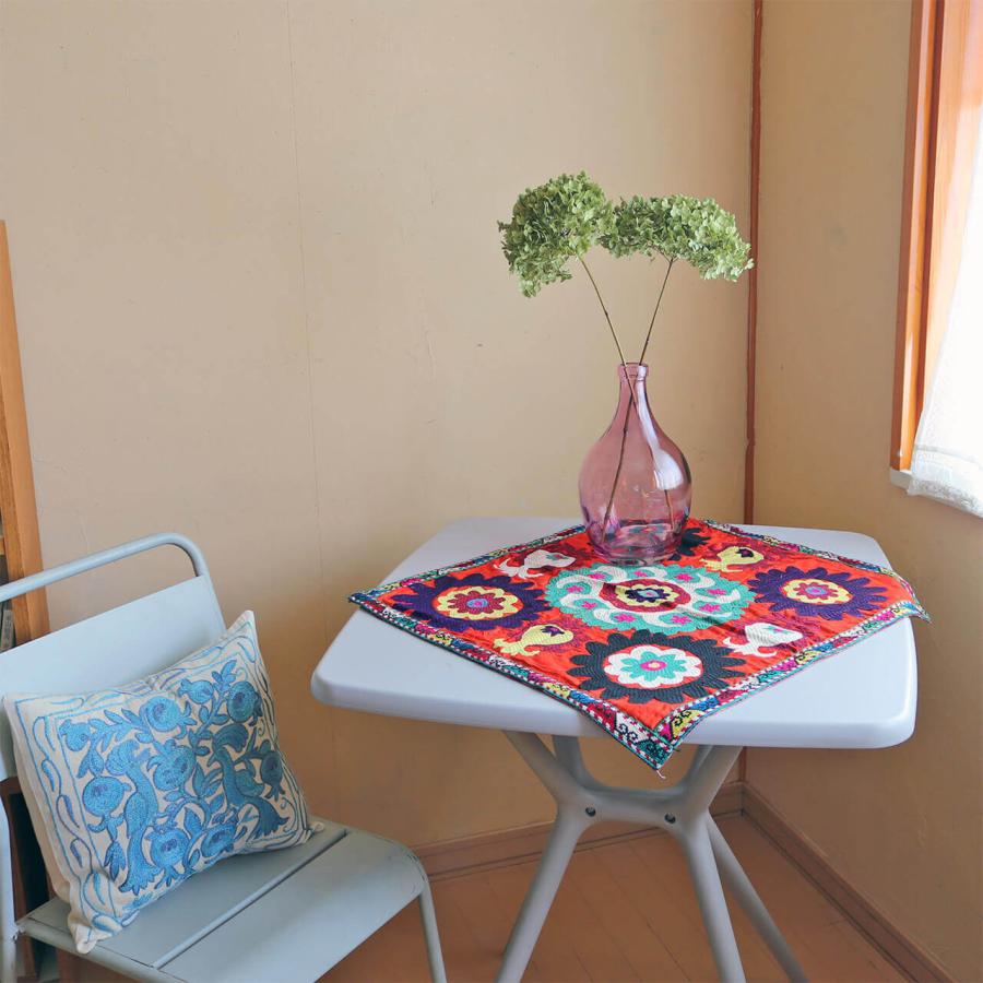 1点もの】スザニ刺繍 手刺繍 クロス ザクロ 花 太陽 オレンジ 紺色系