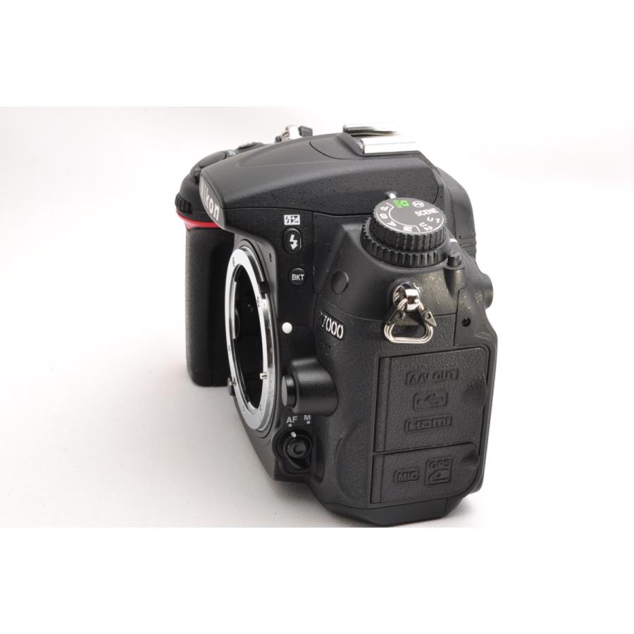 Nikon D7000 ズームレンズ付き デジタル一眼レフ ニコン、ハイアマ向け