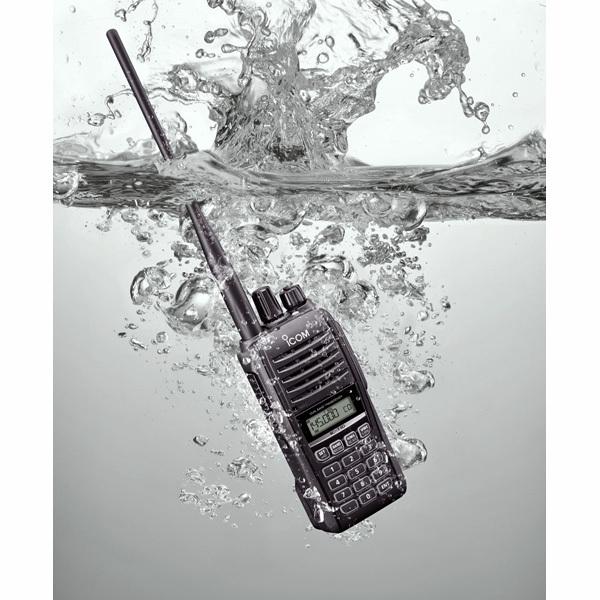 Icom IC-T10 トランシーバー 充電器付き Icom IC-T10 トランシーバー