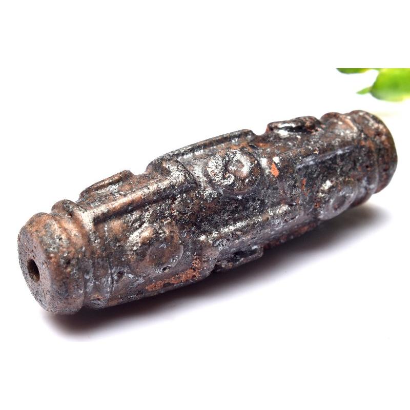 サハラ砂漠産 コンドライト隕石(サハラNWA869隕石) 54-55x17mm 九眼天