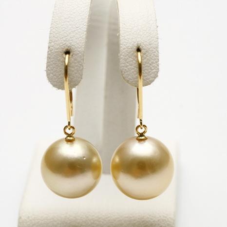 南洋白蝶真珠パールピアス 11mm ナチュラルゴールドカラー K18製