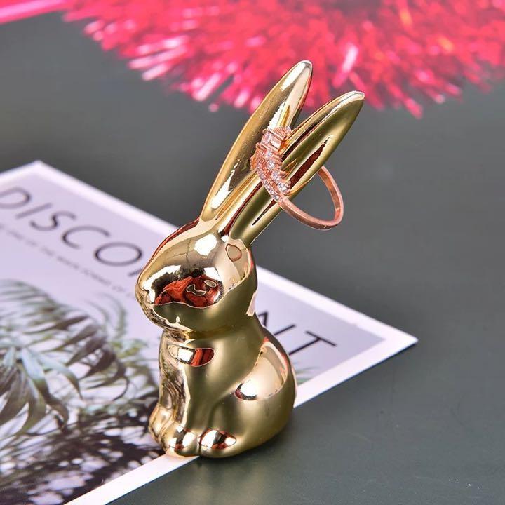ウサギ ゴールド 置物 干支 アクセサリースタンド 兎 風水 開運