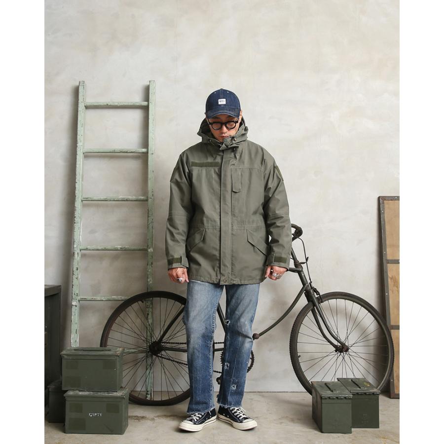 MILITARY（ミリタリー） 実物 USED オーストリア軍 アルパイン GORE