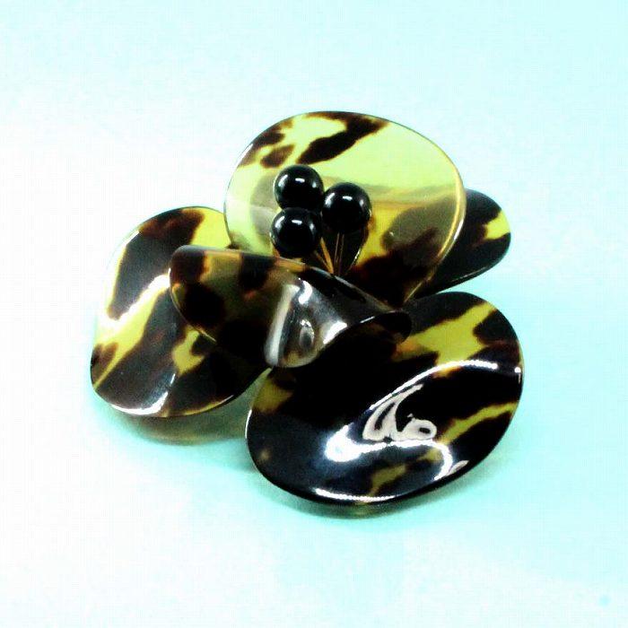 本べっ甲 花 ブローチ 縦57×横63ミリ (のし等ギフト対応無料）オニキス