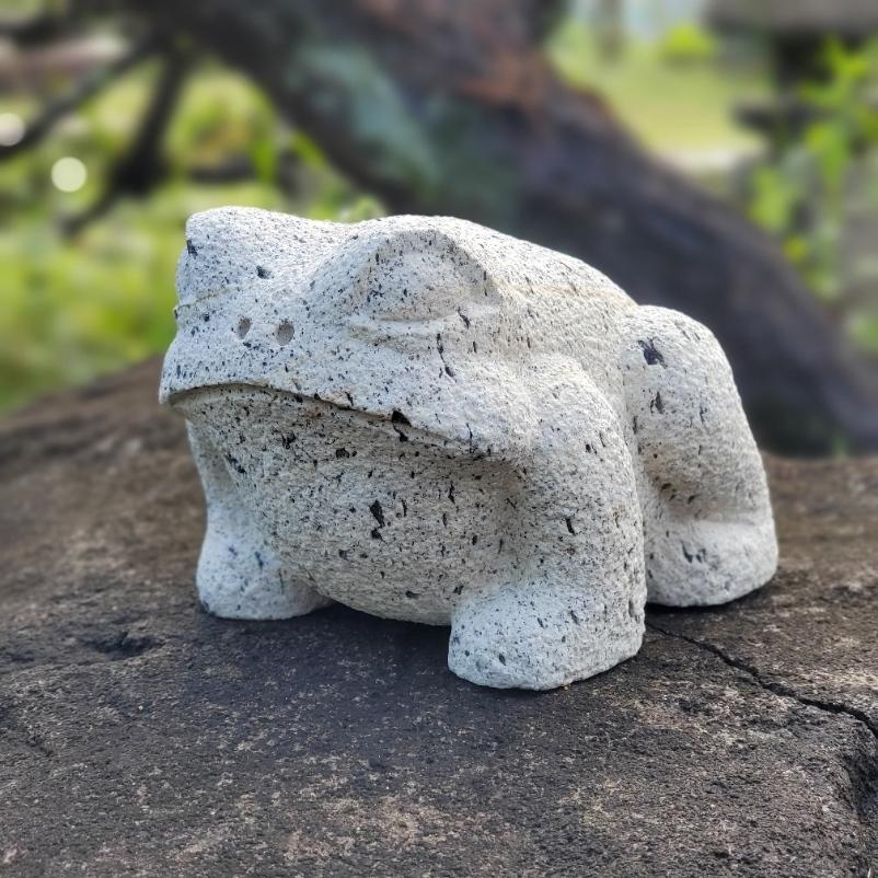 かえる カエル 蛙 置物 縁起物 インテリア 雑貨 : 浦田石材彫刻店