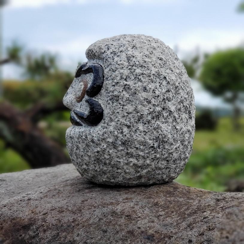 だるま 達磨 ダルマ 開運 縁起物 置物 石 日本製 : 浦田石材彫刻店