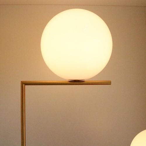 FLOS（フロス） （国内在庫あり）フロア照明 IC LIGHTS F2 ゴールド