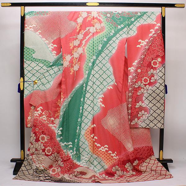 着物 振袖 名門！ 十日町”滝泰”豪華 総 手絞り 相良刺繍 銀通し 未