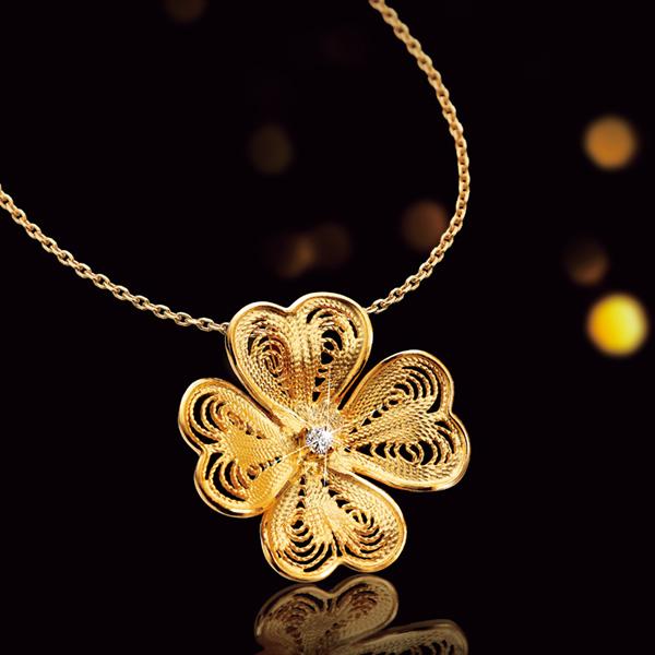 平戸細工 純金製 四つ葉のクローバーペンダント ゴールド インペリアル