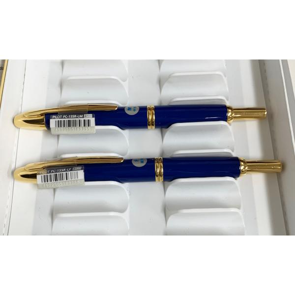 キャップレス 【廃番品・在庫限り】PILOT 万年筆 ブルー FC-15SR-L