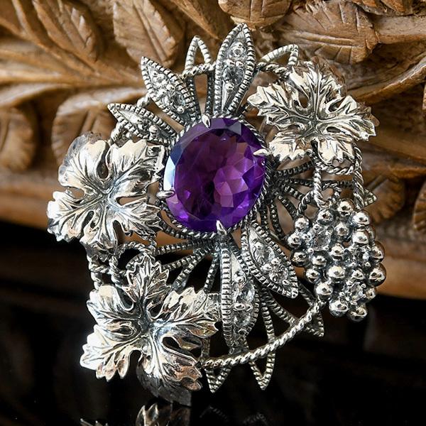 アメジストブローチ
