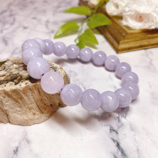 美しい色味！！ ラベンダーヒスイ ブレスレット ラベンダー翡翠