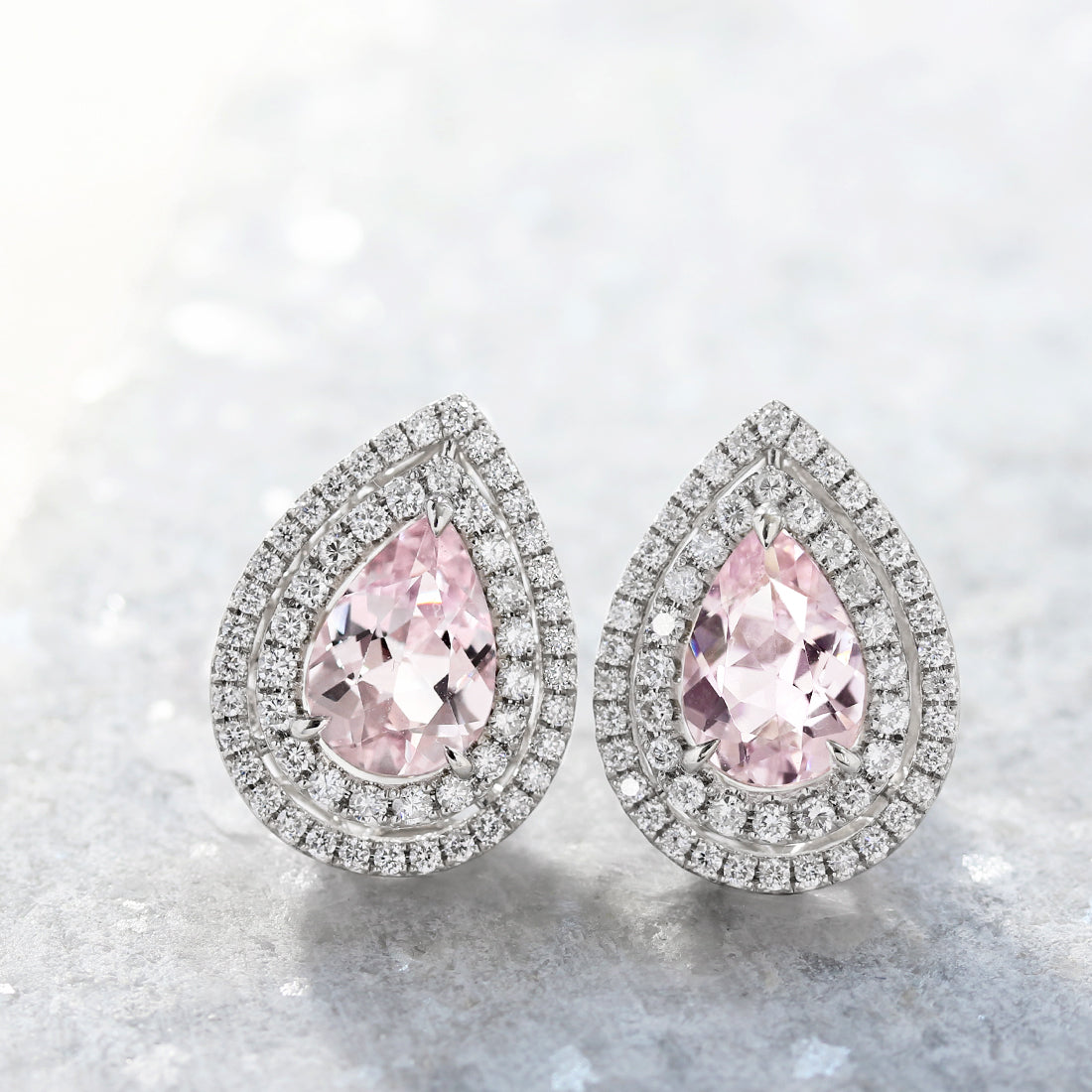 Double -ドゥブル -ペアシェイプ モルガナイトピアス PT – JaMais Jewelry